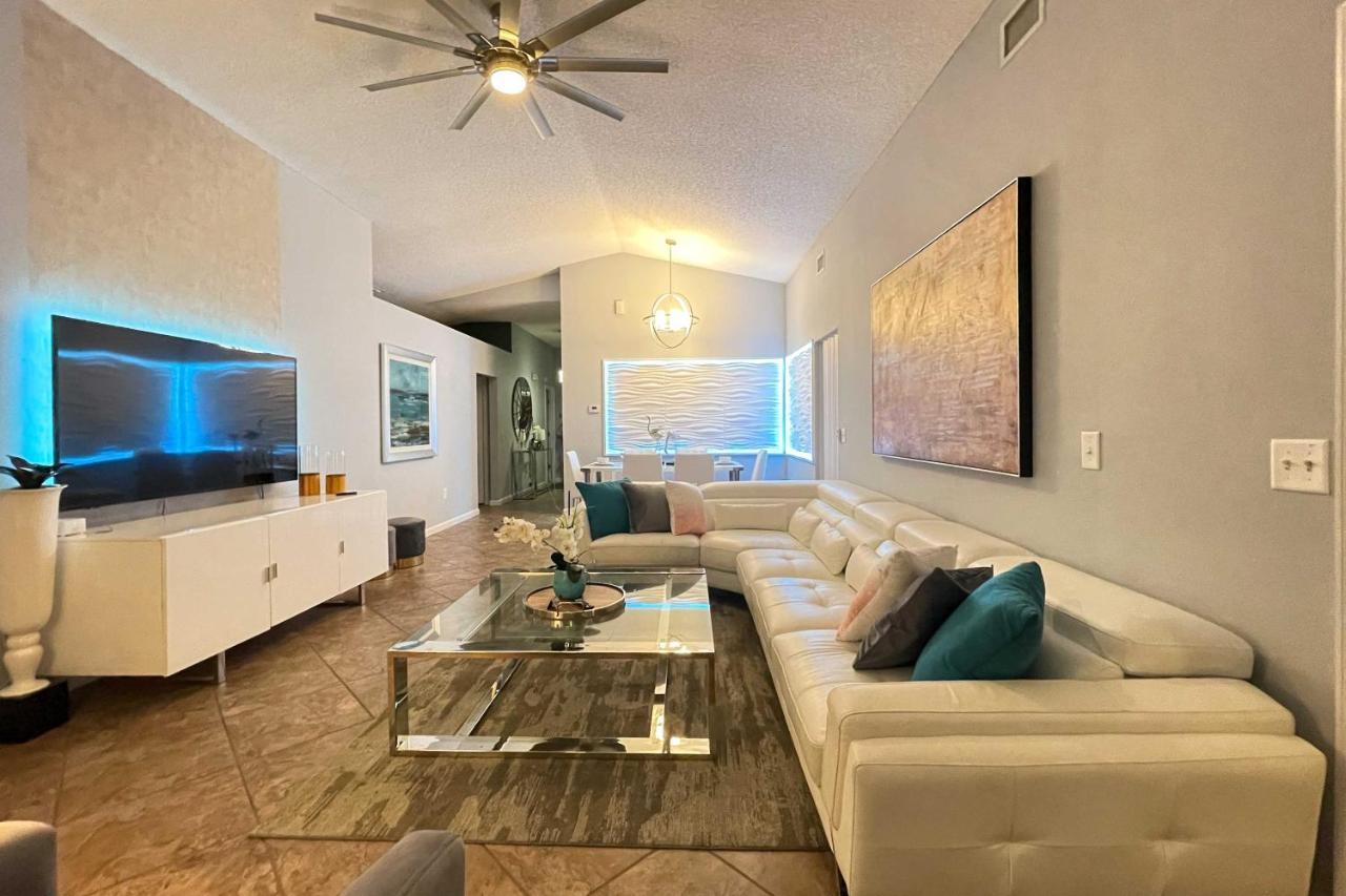 Villa With Home Theater, Bar And Poolside Cinema! Four Corners Exterior photo